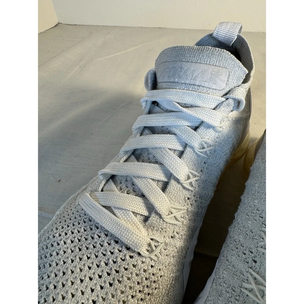 Nike Womens Air VaporMax Flyknit 2 White Vast Grey Running Shoes Sz 8 942843-105